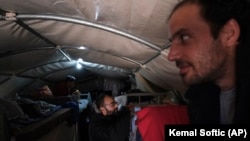 Migranti u kampu Lipa u februaru 2021. 