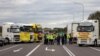 Польські перевізники заблокували рух вантажівок на трьох пунктах пропуску на польсько-українському кордоні з 6 листопада