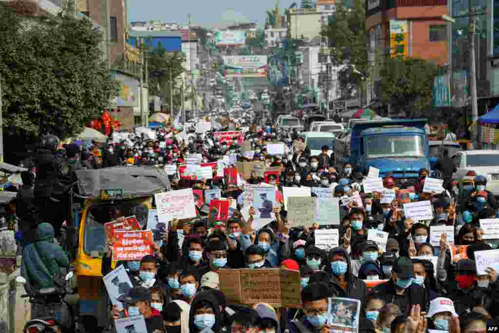 Протест в городе Мусэ у границы с Китаем, 8 февраля 