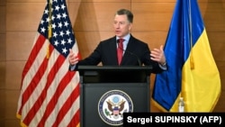 Тодішній спеціальний представник США з питань України Курт Волкер на пресконференції в Києві, 27 липня 2019 року