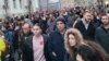 Српските студенти почнаа 24-часовна блокада на белградска Автокоманда