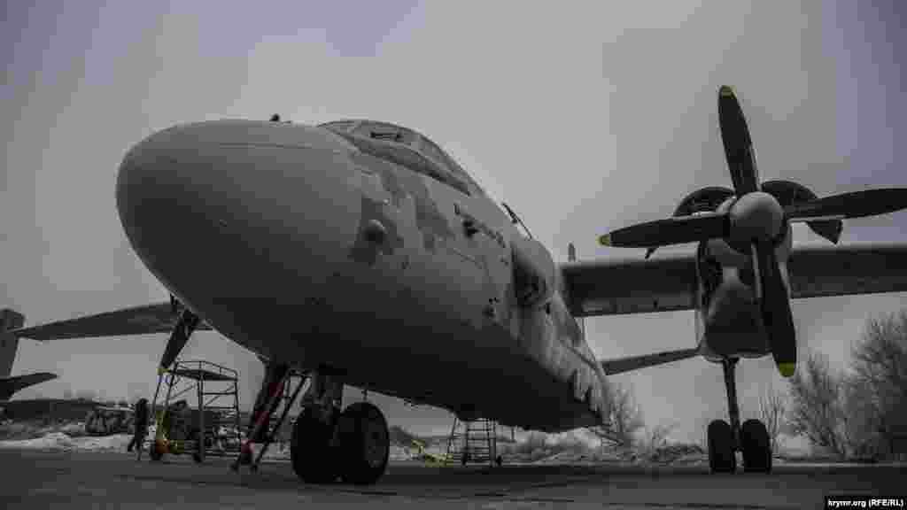 Военная прокуратура Южного региона Украины начала расследование по факту обстрела самолета 