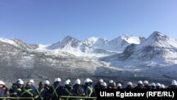 Кумтөр.