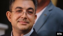 Пламен Николов е кандидатът за премиер на "Има такъв народ"