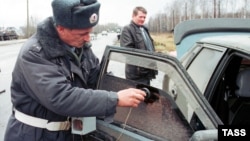Министр внутренних дел Ингушетии Муса Медов лично давал инструктаж милиционерам, как проводить рейды по выявлению нарушений