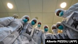 Peste 2,5 milioane de infectări a raportat Italia de la debutul pandemiei