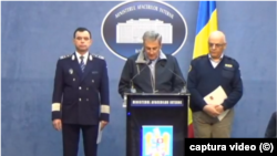 Chestorul Bogdan Despescu, ministrul de Interne Marcel Vela și secretarul de stat în Ministerul Sănătății, Raed Arafat