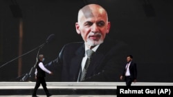 ګوښه شوي ولسمشر اشرف غني د خلیلزاد د څرګندونو په غبرګون څه نه دي ویلي - انځور له ارشیفه