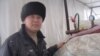 Изобретатель Даулетхан Шойтанов рядом с установкой по производству биогаза. Актюбинская область, 15 февраля 2014 года.