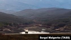 Перший президент України допускає, що питання води у Криму буде загострюватися і надалі