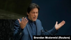 د پاکستان وزيراعظم عمران خان پر نړيواله ټولنه غږ کړی چې په افغانستان کې دې د بشري ناورين د مخنيوي لپاره د طالبانو له حکومت سره مرستې وکړي.انځور-ارشیف