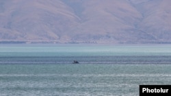 Սևանա լիճը հուլիսին, արխիվ