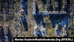 Зруйновані будівлі у східній частині Часового Яру на Донеччині, 7 липня 2024 року