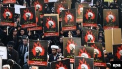 Protest zbog smaknuća šiitskog sveštenika Nimra al-Nimra, Teheran, 4. januar 2016.