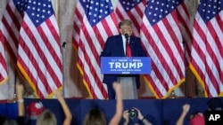Bivši američki predsjednik Donald Trump tokom najave kandidature u Palm Beachu, 15. novembra 2022.
