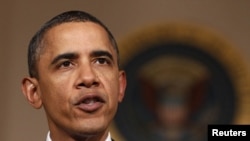 Američki predsednik Barak Obama na konferenciji za novinare odgovara na primedbe egipatskog predsednika Hosnija Mubaraka u Beloj kući u Vašingtonu, 01. februar 2011.