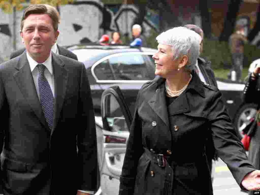 Hrvatska - Blokada Slovenije - Slovenački premijer Borut Pahor i premijerka Hrvatske Jadranka Kosor su pregovorima uspjeli postići da Slovenija deblokira pregovore Hrvatske sa EU, 26.10. 2009.