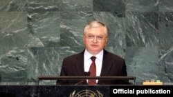 Էդվարդ Նալբանդյանը ելույթ է ունենում ՄԱԿ-ի Գլխավոր ասամբլեայի նստաշրջանում, 28-ը սեպտեմբերի, 2009թ.