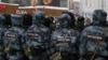 Вони вважають звільнення незаконним і подали до суду позов про відновлення на роботі (фото ілюстративне)