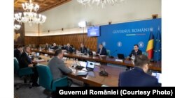 Guvernul Ciolacu în timpul unei ședințe.