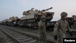«Աբրամս» տեսակի ամրիկյան հրասայլեր, արխիվ