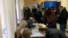 Люди патріотично орієнтовані спостерігають за Львовом, а проросійськи – за Кремлем – політолог 