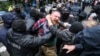 13 мая, задержание у здания парламента Грузии