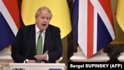 Boris Džonson na konferenciji za medije u Kijevu (1. februar 2022)
