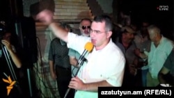 Armenia - Armen Martirosian, a leading member of the opposition Zharangutiun (Heritage) party, during a street protest in Yerevan, 23July, 2016