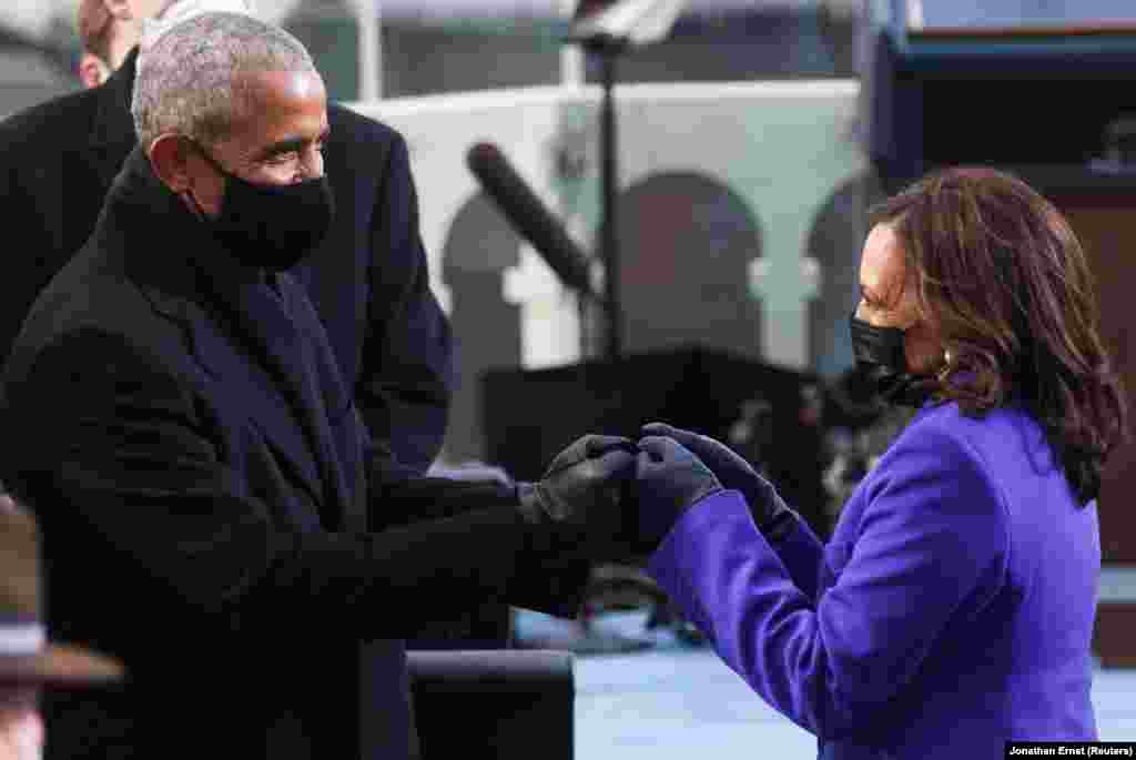 Novoizabrana potpredsednica Kamala Harris sa bivšim predsednikom SAD Barack Obamom