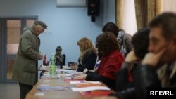 Выбарчая камісія на выбарах прэзыдэнта 2015 году. Архіўнае фота