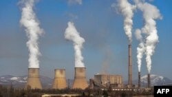 Европада көмүр менен көмүртек энергия булактары кымбат болгону менен газга салыштырмалуу баасы кыйла төмөн бойдон калууда.
