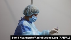 Від початку вакцинальної кампанії щеплено 4 137 073 людини, повністю імунізовані йотримали дві дози 2 401 647 людей