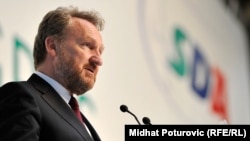 Bakir Izetbegović: Narušili su ugled stranke