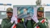 Zeci de mii de iranieni s-au adunat la Tabriz pe 21 mai pentru a-l plânge pe președintele Ebrahim Raisi, care a murit într-un accident de elicopter în nord-vestul Iranului.
