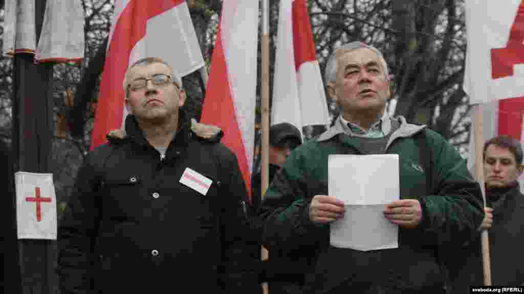 Сябры КХП-БНФ аб'явілі гісторыка Ігара Кузьняцова пэрсонай нон-грата ў Курапатах