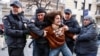 Задержанного на акции в Тбилиси арестовали. Протесты продолжаются