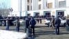 Іловайських школярів закликали бути гідними «героя» угруповання «ДНР» «Гіві» (рос.)