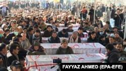 په مچ کې د وژل شویو هزاره کانکیندونکیو مړي هزاره ټاون ته وړل شوي، د وژنې پرضد یې پرلت دوام لري: ۲۰۲۱، ۴م جنوري