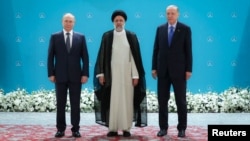 Իրանի, Ռուսաստանի և Թուրքիայի նախագահներ Էբրահիմ Ռաիսիի, Վլադիմիր Պուտինի և Ռեջեփ Էրդողանի հանդիպումը Թեհրանում, 19-ը հուլիսի, 2022թ.