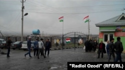 У КПП "Сарбанд"