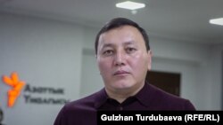 "Замандаш" партиясынын мурдагы лидери, саясатчы Жеңиш Молдокматов. 