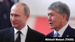 Владимир Путин и Алмазбек Атамбаев. 20 июня 2017 года. 
