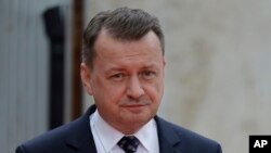 Польшанын коргоо министри Мариуш Блащак Парижде өткөн Евробиримдиктин министрлер жыйынында. 19-июнь, 2023-жыл. Франция. Иллюстрациялык сүрөт.
