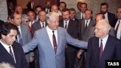 Владислав Ардзинба, Борис Ельцин и Эдуард Шеварднадзе