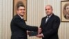 Пламен Николов получава мандата от Румен Радев