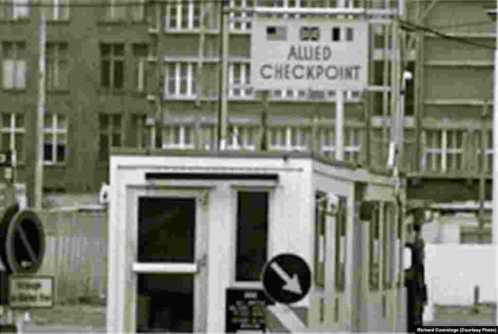 Berlinski zid snimljen 1984. Foto: Richard Cummings
