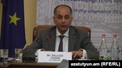 Armenia -- Sajjad Karim, co-chairman of the EU-Armenia Parliamentary Cooperation Committee, at a news conference in Yerevan, 20Dec2017. 