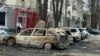 Обстріл Сум: ДСНС показала неушкоджений прапор України, який залишився серед руїн (фото)