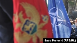 Ne poznajem ni jednu zemlju članicu Saveza koja bi imala dilemu oko te ratifikacije: Jelko Kacin, ambasador Slovenije pri NATO-u (na slici: Zastava Crne Gore i NATO-a)